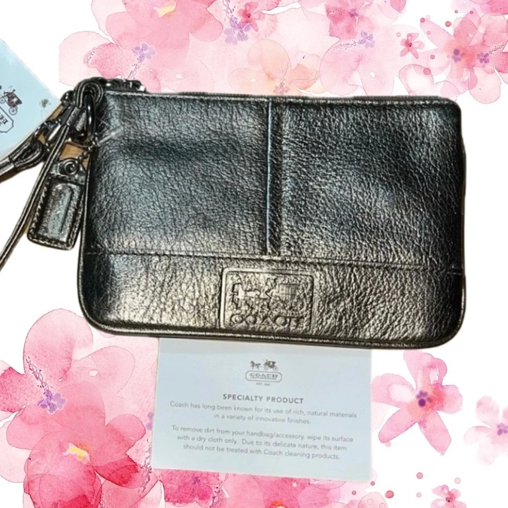 NWT COACH Metallic Leather Small Wristlet
